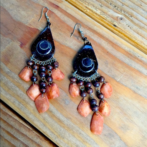 Brand New Rust Brown Tagua Coconut Handcarved Earrings Ecuadorean Large - Picture 5 of 6